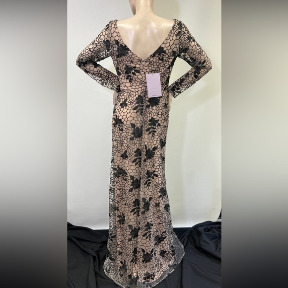 JS collections long sleeves panel lace illusion aline long Gown - Picture 9 of 14